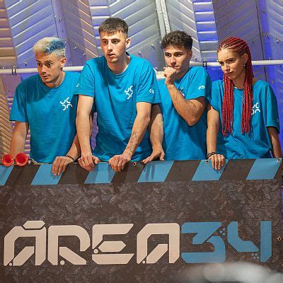 Área 34 .